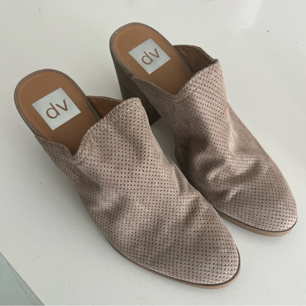 DV by Dolce Vita Women's Taupe Perforated Mules